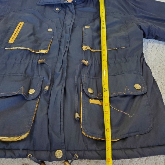 Women's Black and Tan Jacket - Picture 12 of 14